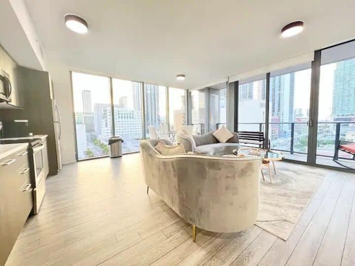 2Br, 2 Baths Lux Downtown Apt Heart Of Austin With Amazing Views, Pool, & Gym Buitenkant foto